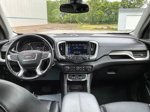 Certified 2022 GMC Terrain SLT image 12