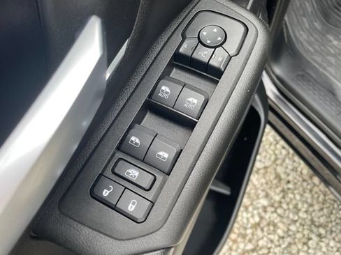Used 2025 RAM 1500 Big Horn AWD/4WD image 25