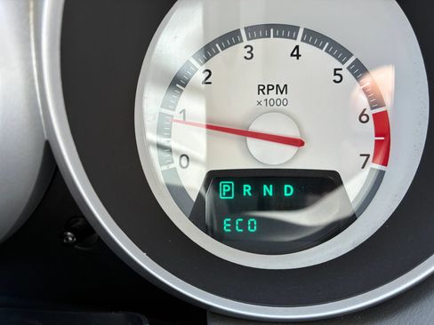 Used 2010 Dodge Grand Caravan Hero w/ Popular Equipment Group FWD image 45