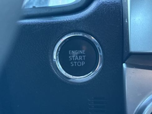 Used 2021 Toyota 4Runner SR5 image 25