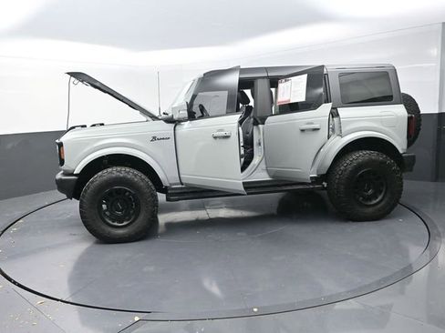Used 2024 Ford Bronco Outer Banks image 38