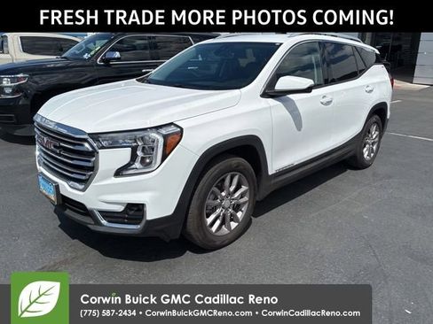 Used 2024 GMC Terrain SLT AWD/4WD image 1