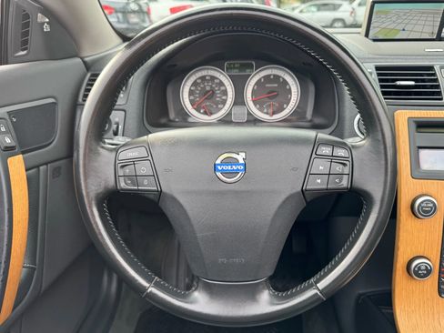 Used 2011 Volvo C70 T5 w/ Multimedia Pkg image 28