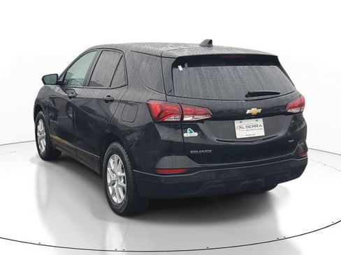 Certified 2024 Chevrolet Equinox LS AWD/4WD image 3