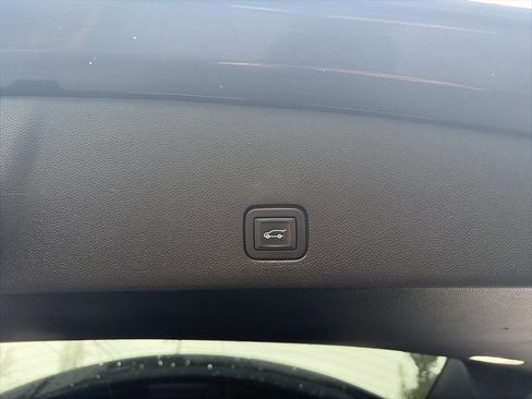 Used 2020 Cadillac XT6 Sport image 10