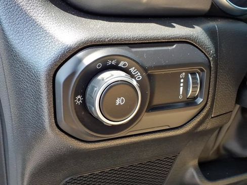 Certified 2023 Jeep Wrangler Sport AWD/4WD image 18