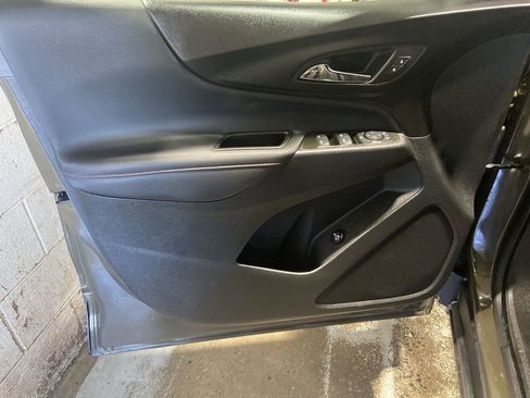 Used 2023 Chevrolet Equinox RS image 21