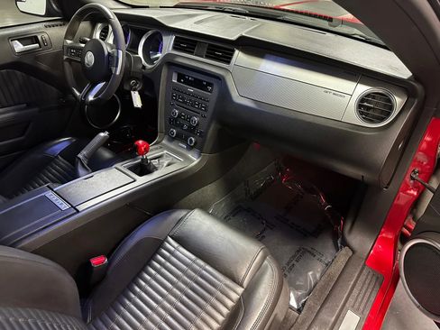 Used 2013 Ford Mustang Shelby GT500 image 14