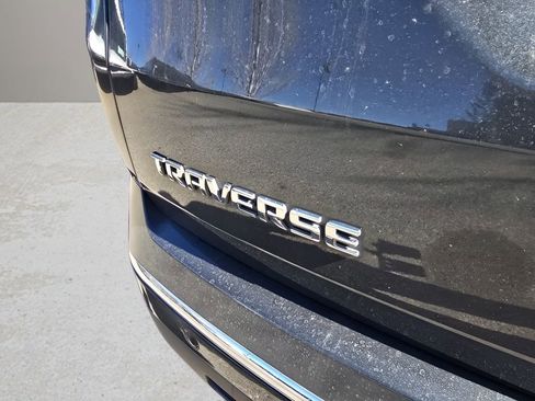 Used 2019 Chevrolet Traverse Premier w/ Driver Confidence II Package image 11