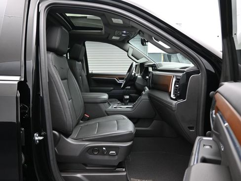 Used 2023 GMC Sierra 1500 Denali w/ Denali Reserve Package AWD/4WD image 13