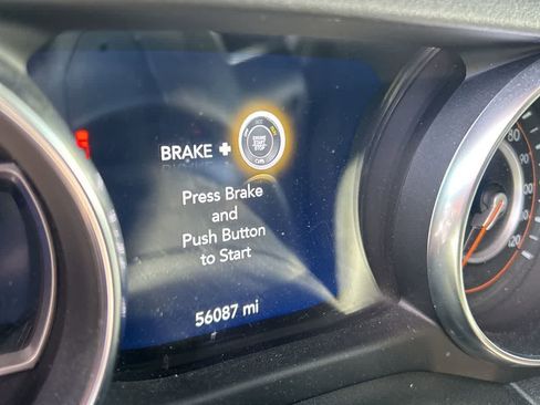 Used 2021 Jeep Gladiator Overland w/ Popular Equipment Package image 19