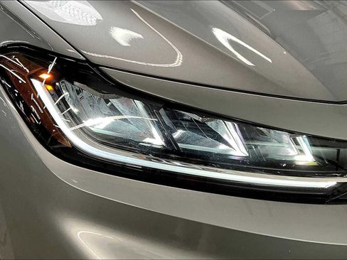 New 2025 Volkswagen Jetta SEL image 29