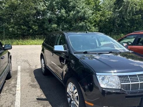 Used 2009 Lincoln MKX AWD image 3