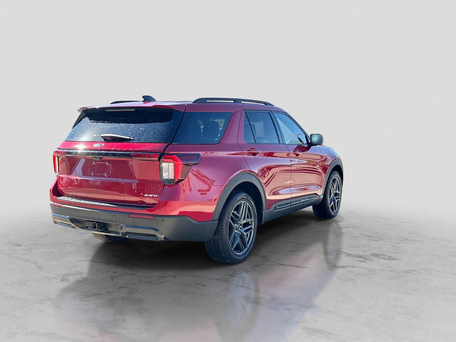 Certified 2025 Ford Explorer ST-Line w/ Premium Package AWD/4WD image 6