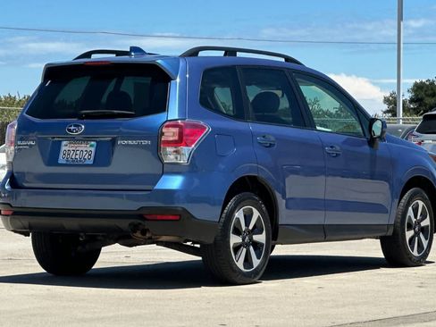 Used 2018 Subaru Forester 2.5i Premium w/ All-Weather Package AWD/4WD image 3