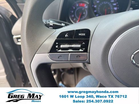 Used 2023 Hyundai Elantra SEL w/ Cargo Package FWD image 11