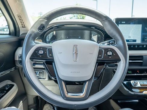 Used 2023 Lincoln Corsair Reserve w/ Equipment Group 201A image 19