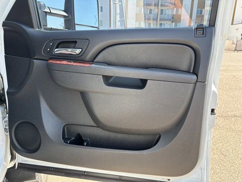 Used 2011 Chevrolet Silverado 3500 LTZ w/ LTZ Plus Package image 29