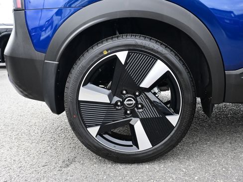 New 2026 Nissan Kicks SR w/ SR Premium Package image 9