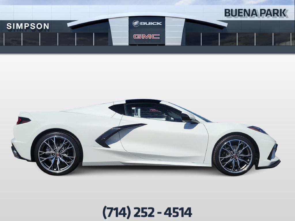 Used 2025 Chevrolet Corvette Stingray Premium Cpe RWD image 9