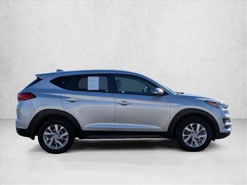 Used 2019 Hyundai Tucson SE image 4
