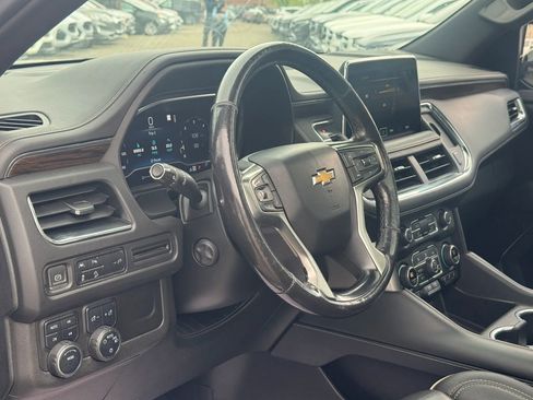 Used 2022 Chevrolet Suburban Premier AWD/4WD image 12