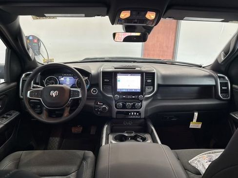 New 2026 RAM 1500 Express AWD/4WD image 40