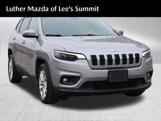 Used 2019 Jeep Cherokee Latitude w/ Popular Appearance Group image 1