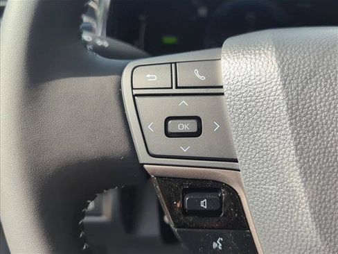 New 2026 Toyota Camry SE FWD image 12