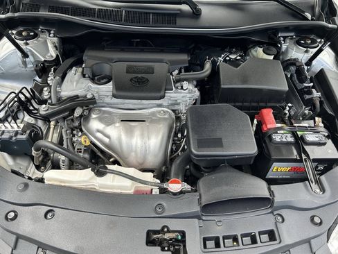 Used 2016 Toyota Camry LE FWD image 16