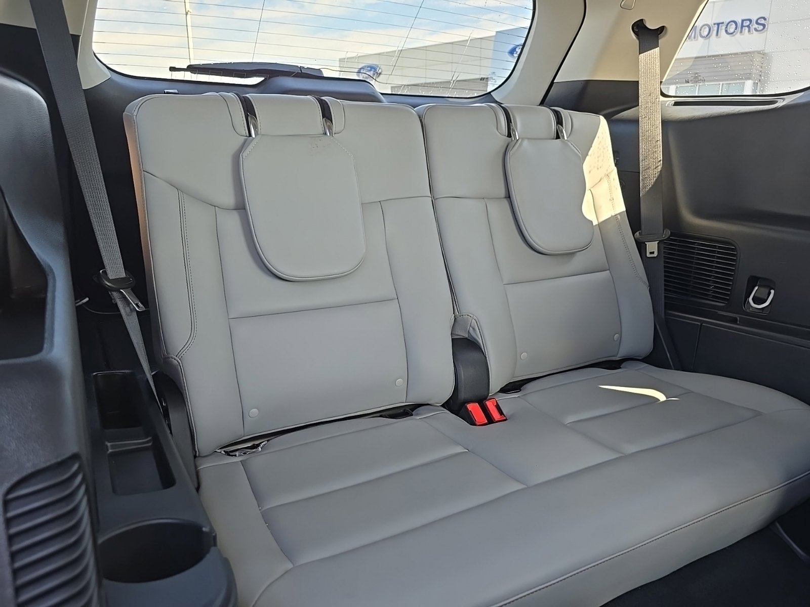 Used 2025 Ford Explorer Active w/ Active Comfort Package AWD/4WD image 39