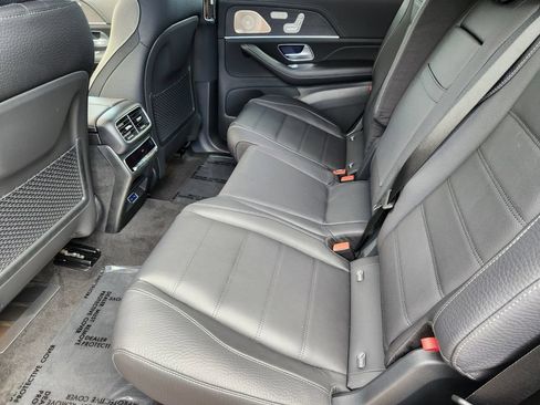 New 2026 Mercedes-Benz GLS 580 4MATIC image 30