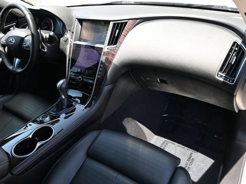 Used 2016 INFINITI Q50 Red Sport 400 RWD image 13