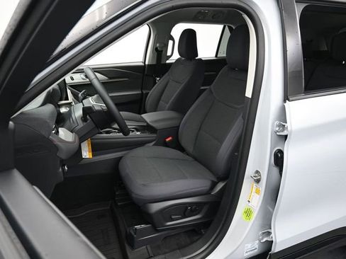 New 2026 Ford Explorer Active image 12