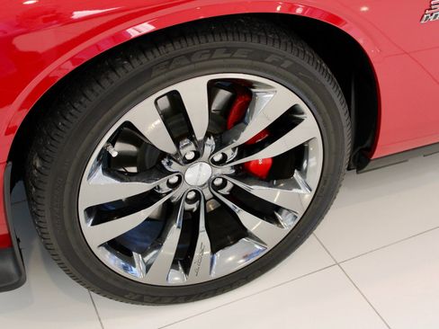 Used 2013 Dodge Challenger SRT8 w/ Harman Kardon Audio Group image 7