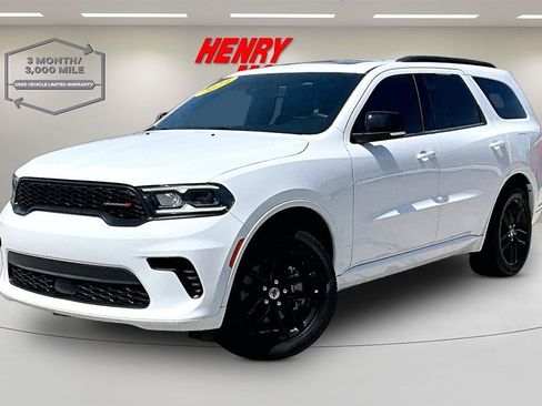 Used 2024 Dodge Durango GT AWD/4WD image 3