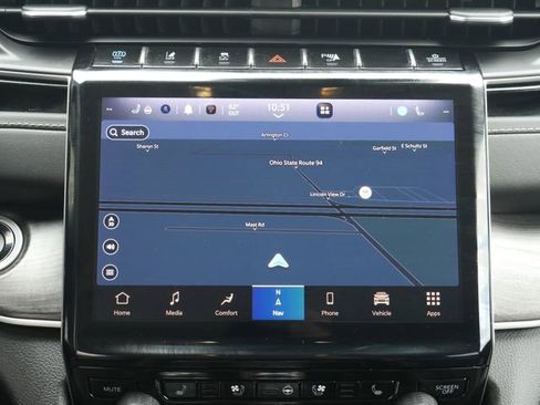 Used 2023 Jeep Grand Cherokee 4WD 4xe w/ Luxury Tech Group II image 6