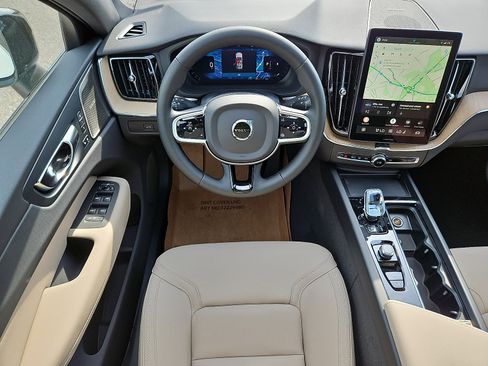 New 2026 Volvo XC60 B5 Plus w/ Protection Package Premier AWD/4WD image 9