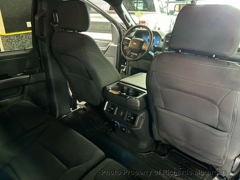 Used 2024 Ford F150 XLT w/ XLT Black Appearance Package AWD/4WD image 19