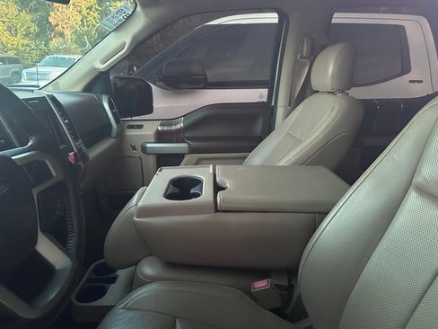 Used 2018 Ford F150 Lariat AWD/4WD image 6