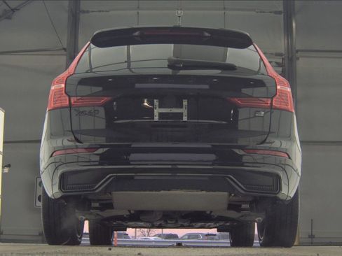 Used 2024 Volvo XC60 T8 Ultimate w/ Protection Package Premier image 6