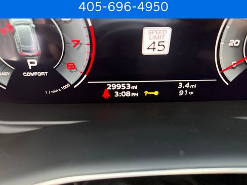 Used 2022 Audi Q8 Prestige w/ Prestige Package AWD/4WD image 19