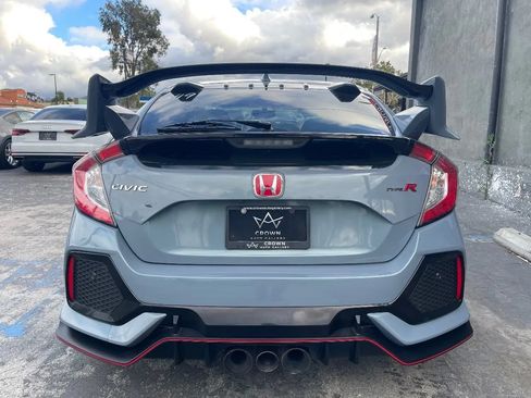 Used 2019 Honda Civic Type R image 8