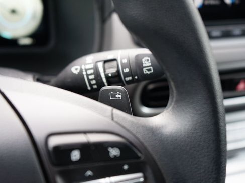 Certified 2023 Hyundai Kona SE image 29