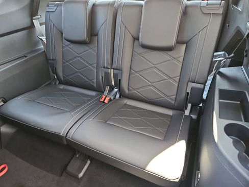 New 2026 Volkswagen Atlas SE AWD/4WD image 36