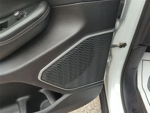 Used 2021 Jeep Grand Cherokee L Laredo image 24