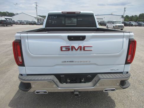 New 2026 GMC Sierra 1500 SLT w/ SLT Premium Plus Package AWD/4WD image 7