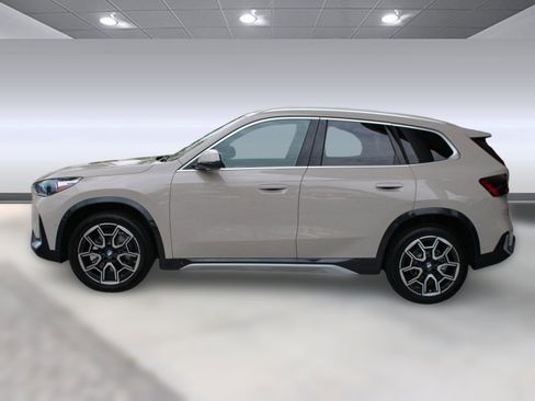 Used 2026 BMW X1 xDrive28i image 2