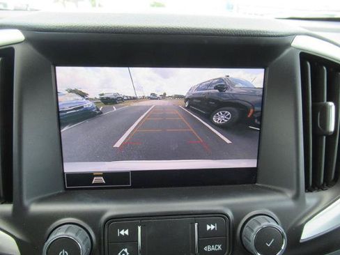 Certified 2024 GMC Terrain SLT FWD image 31