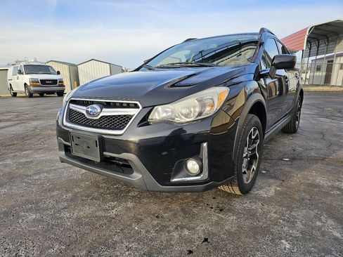 Used 2016 Subaru Crosstrek 2.0i Premium image 2